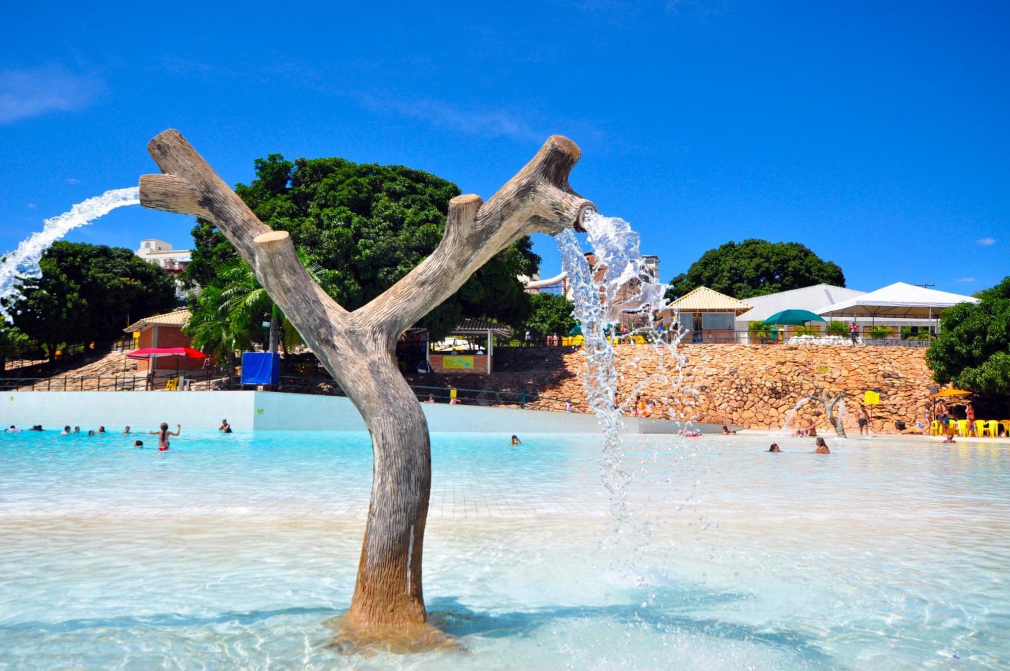 Spazzio Diroma Com Acesso Ao Acqua Park, Splash E Slide Калдас-Новас Экстерьер фото